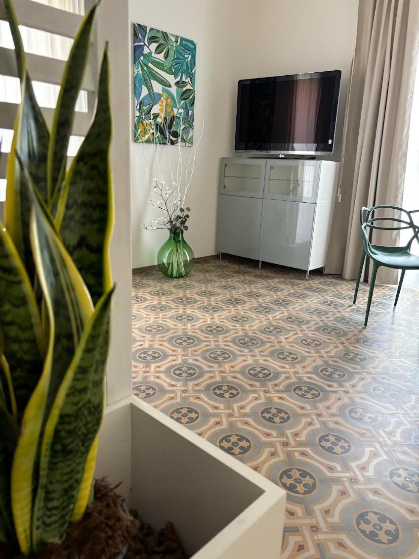 Villa Di Giorgi Apartments Center Cefalu Bagian luar foto