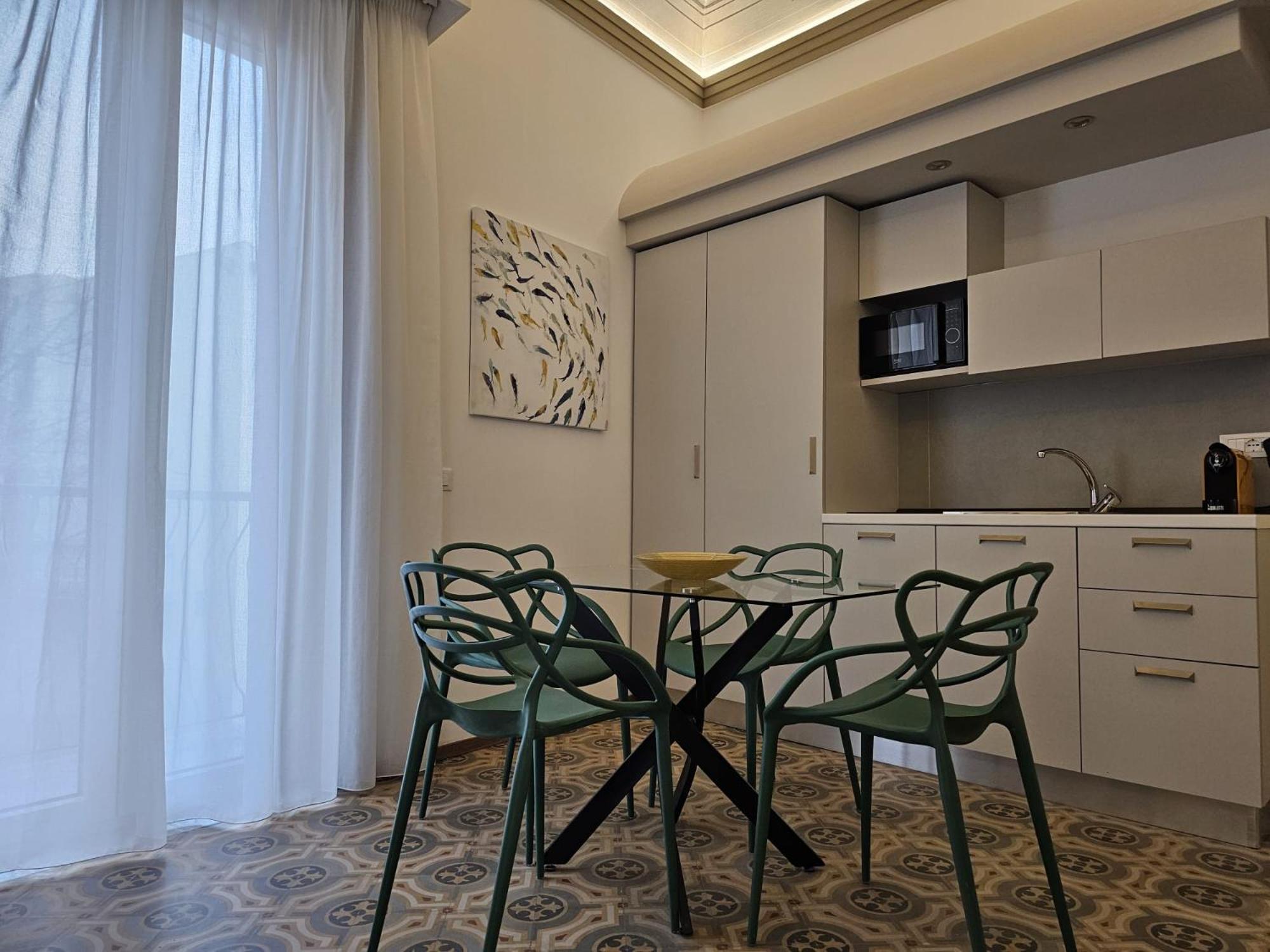 Villa Di Giorgi Apartments Center Cefalu Bagian luar foto